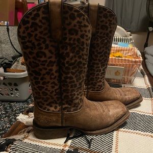 Ariat Women’s Circuit Savannah Boots